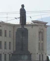 Stalin`s monument removed in Gori