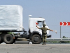 White KamAZ trucks bring Russian mercenaries into Ukraine - NSDC