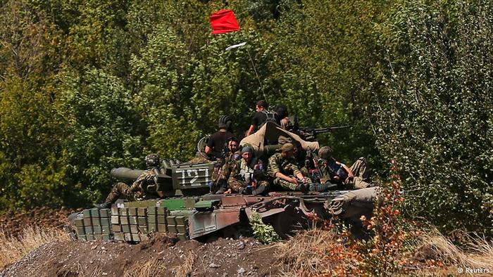 Confusion as Ukraine and Russia announce peace progress