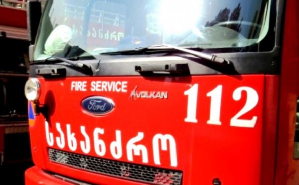 Fire in Tbilisi – two residential buildings are burning on Makhaldiani street
