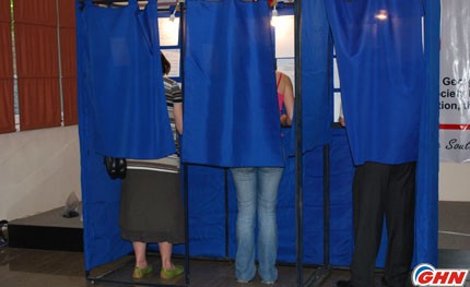 BBC -- Georgia elections: Rival camps claim victory