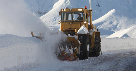 Heavy snowfall continues hitting Georgia