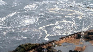 Tsunami alert as 6.8 earthquake hits Japan