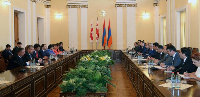 Prime Minister of Georgia met with the Parliament Speaker of Armenia