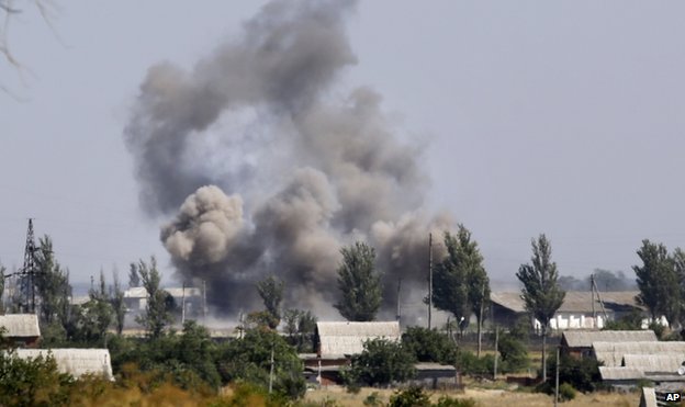 Ukraine crisis: Novoazovsk targeted by rebels