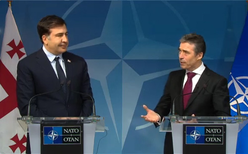 Saakashvili, Rasmussen meet in NATO HQ