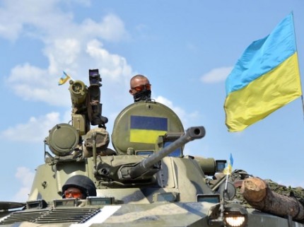 Ukraine`s state troops fee Lugansk 