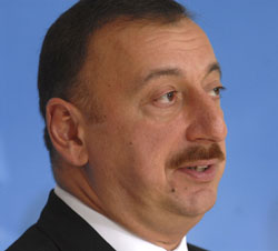 Azerbaijan President comes on official visit to Ukraine 