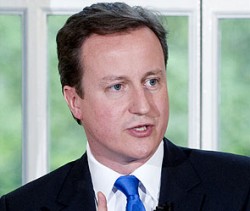 David Cameron warns Muammar Qaddafi he will be punished