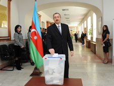 Azeri Chief Electoral Officer reveals early voting results 