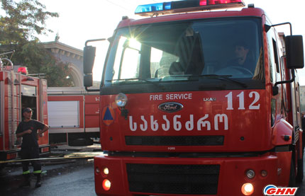 Fire in Zeemka settlement in Tbilisi