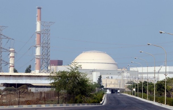 Iran`s first nuclear plant begins fueling