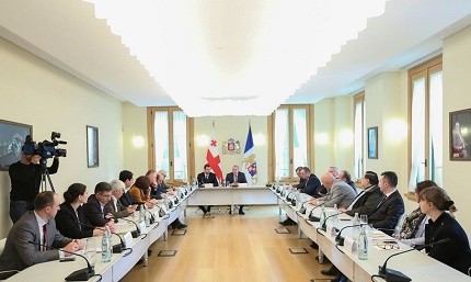 President of Georgia met experts who work in the sphere of economics