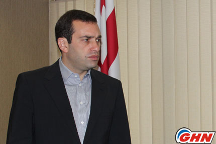 Defence Minister Visits Azerbaijan