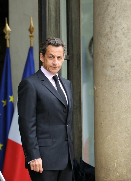 French President Nicholas Sarkozy officially welcomed to Azerbaijan