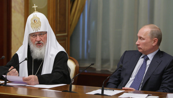 Patriarch Kirill back Putin For President