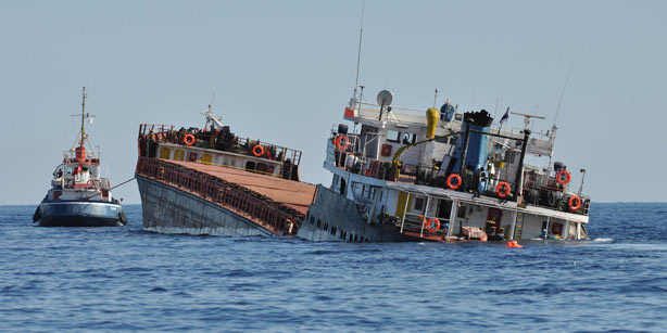 Cargo ship sinks off Turkish coast, 10 missing