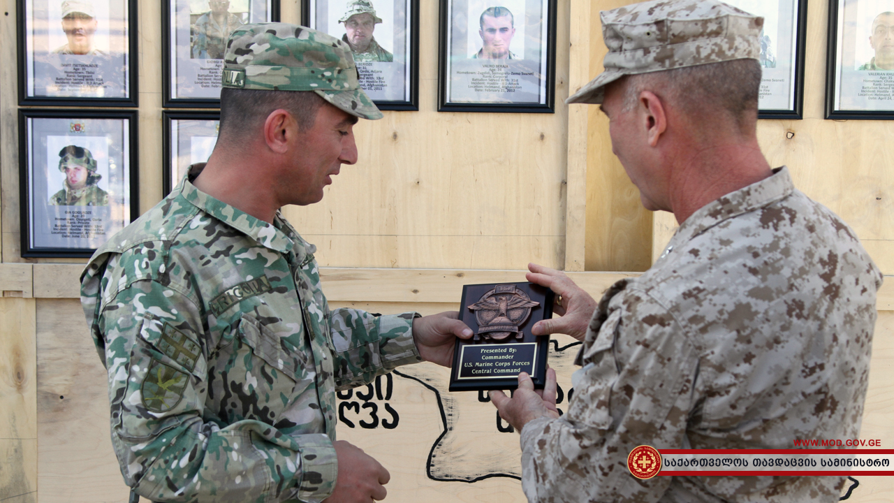 U.S. Marine Corps Forces Commander visited 51st Battalion