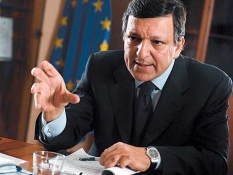 Barroso to Putin: Russia cannot interfere with content of Association Agreement