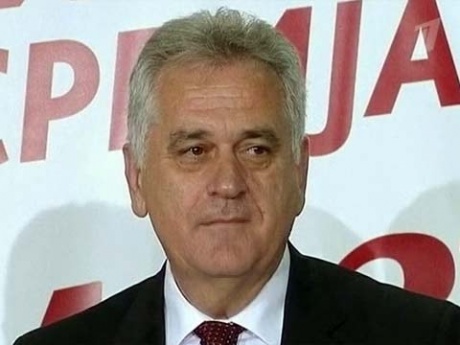 Tomislav Nikolic beats Boris Tadic in Serbia run-off