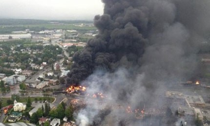 Terrorists continue shelling Donetsk airport with Grad rocket launchers