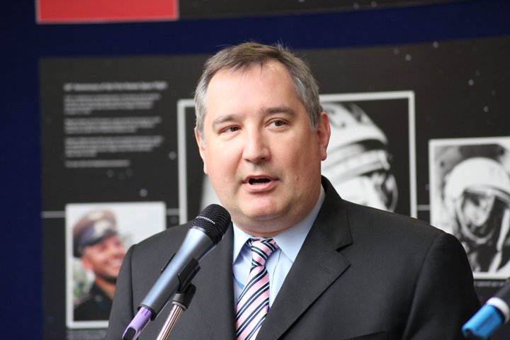 Russia Should Pursue `Iron Fist in Kid Glove` Foreign Policy – Rogozin