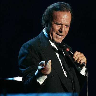 Julio Iglesias expected in Batumi 