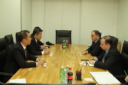 Davit Narmania met ambassador of China