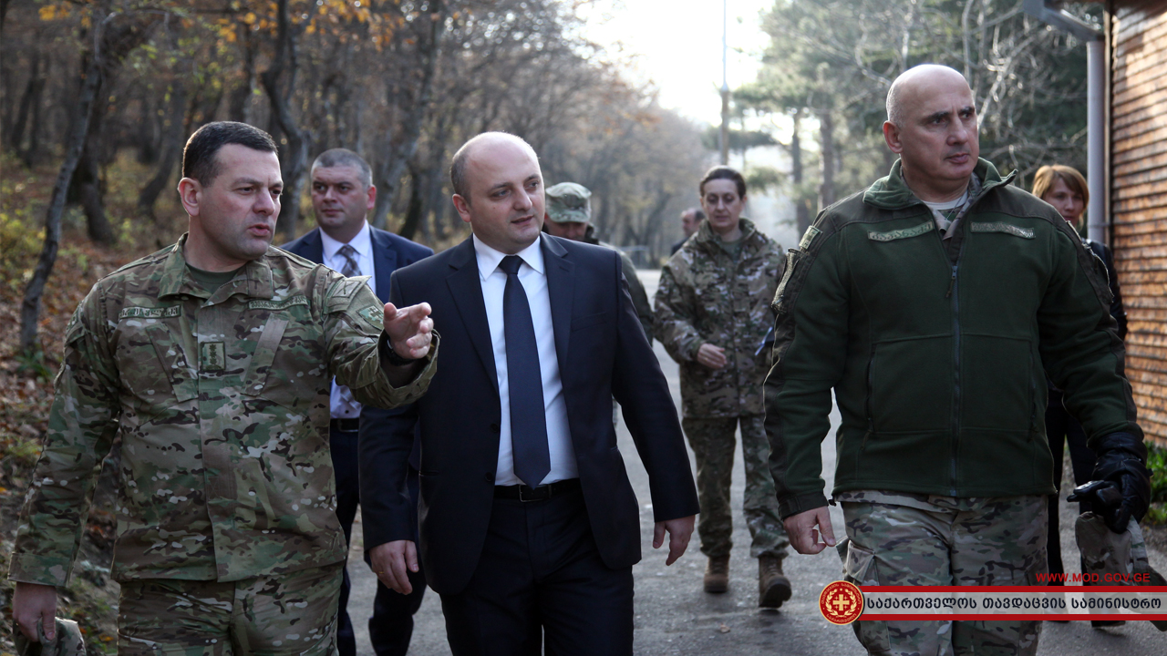 Defence Minister Visited Tserovani Rehabilitation Center