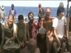 Released sailors arrive in Kenya
